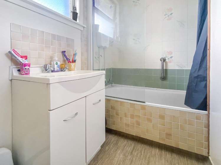 Address withheld 10482_6