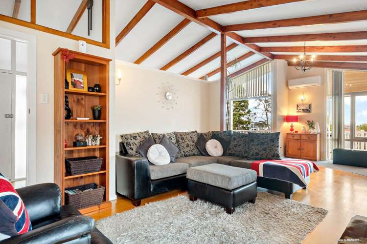 12 Mcfadzean Drive Blockhouse Bay_5