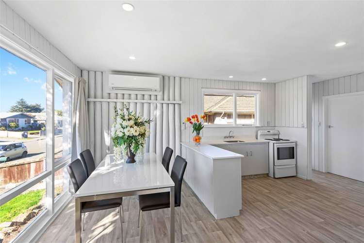 37 Kathleen Crescent Hornby_6