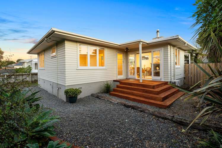 8 Esmeralda Avenue_0