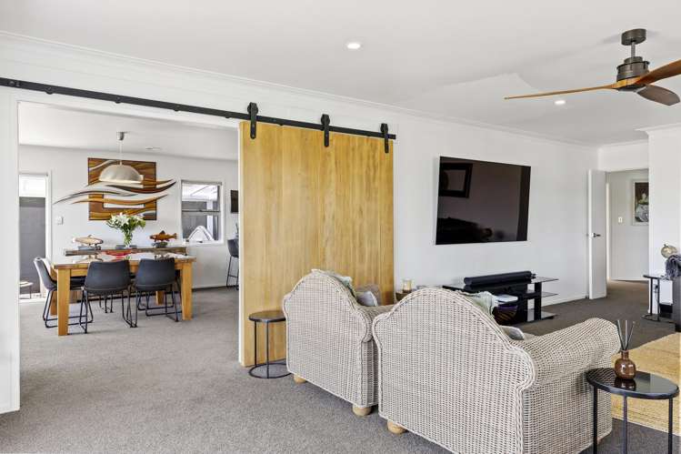 358 Lake Terrace Two Mile Bay_8