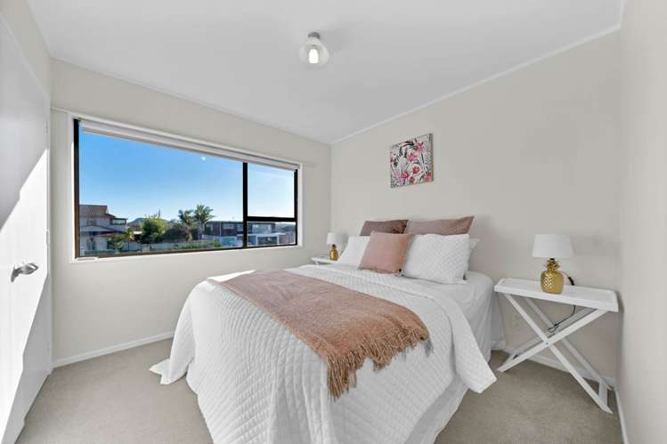 2/1 Belmere Rise Farm Cove_11