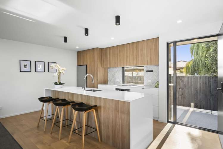 261c Edgeware Road 1544_1