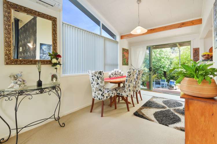 7 Easter Parade Glen Eden_6