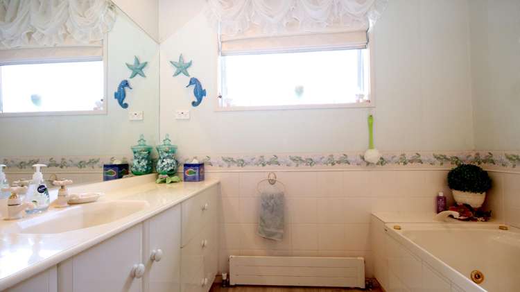 7 Sycamore Place Gladstone_14