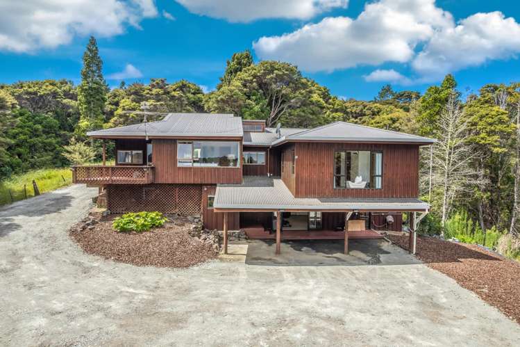 202 Albany Heights Road_0