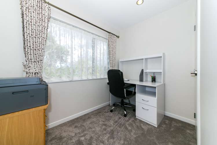 29a Woodcote Drive Glenfield_19