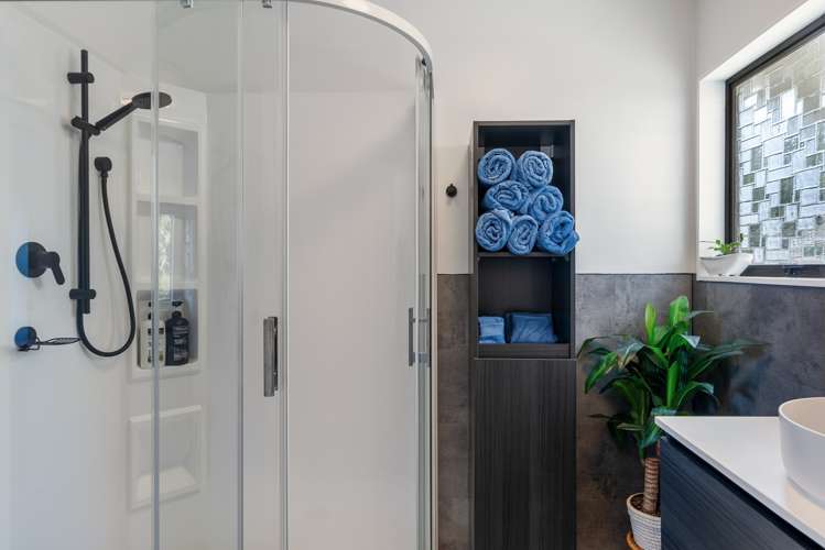 1/148 Winara Avenue Waikanae_13