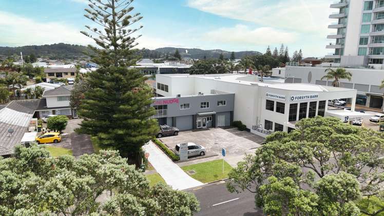 21 Tamariki Avenue Orewa_3