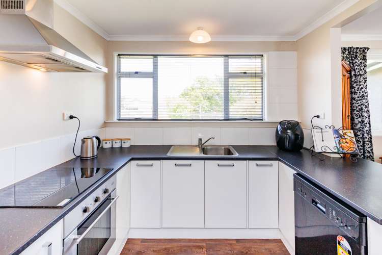 191 South Street Feilding_14