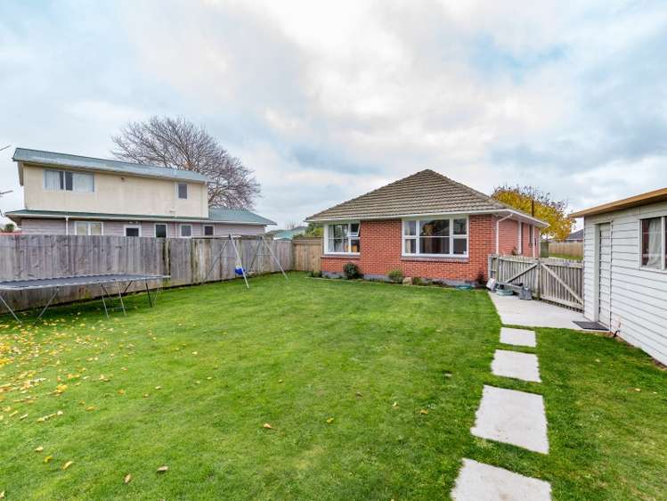 71 Blankney Street Hornby_15