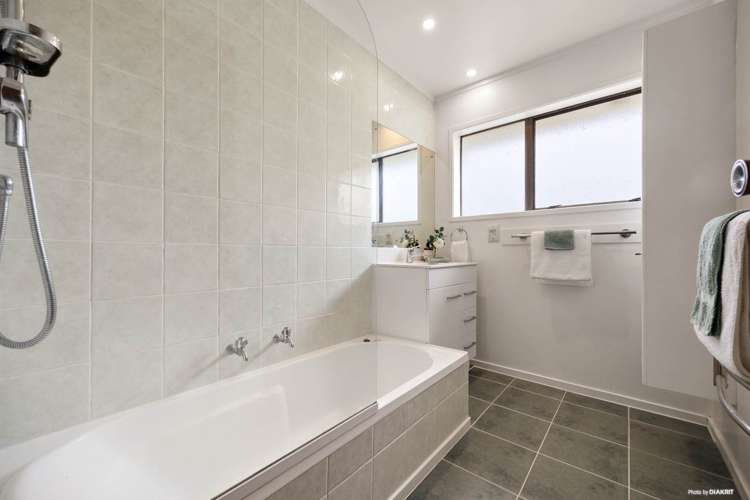 1/39 Luton Avenue Sunnyhills_8