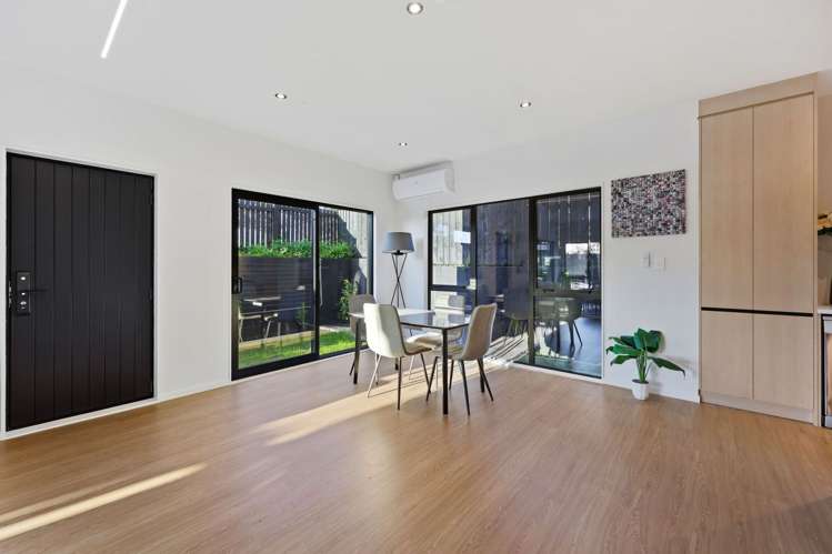 A-F/18 Sunnyhill Crescent Sunnyhills_8