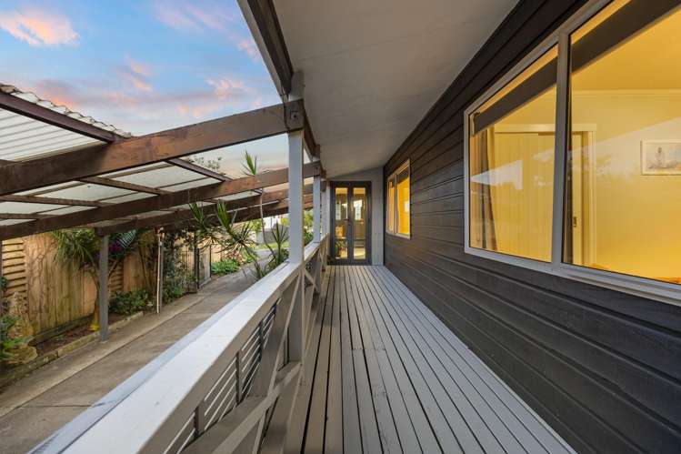 32 Taioma Crescent Te Atatu Peninsula_26