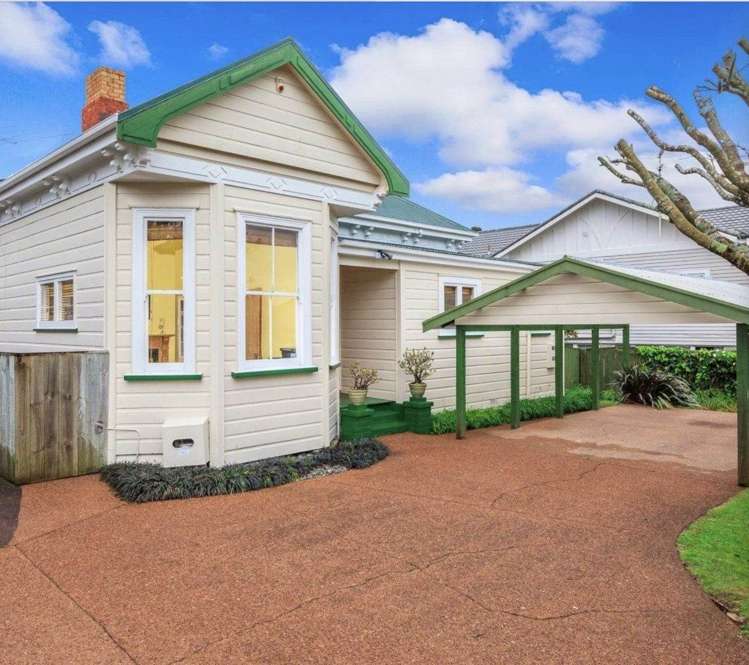 3 King Edward Avenue Epsom_0