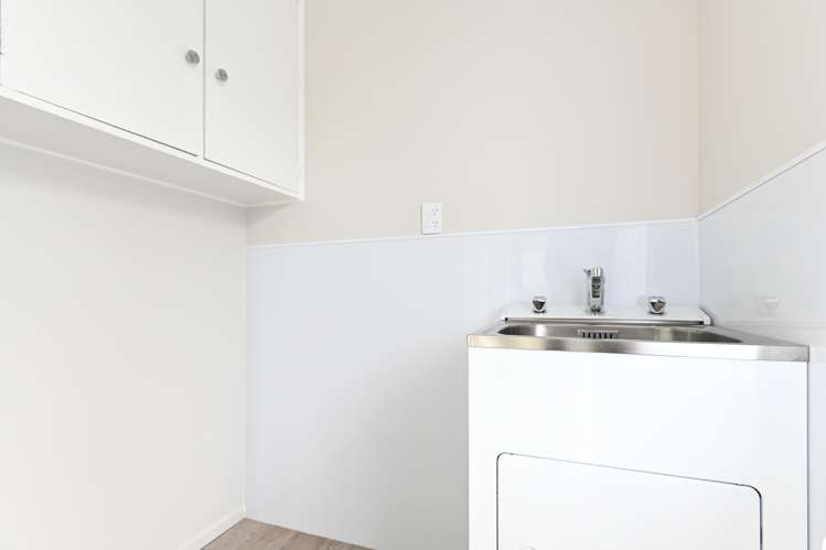 100 Nottingley Road Frimley_9