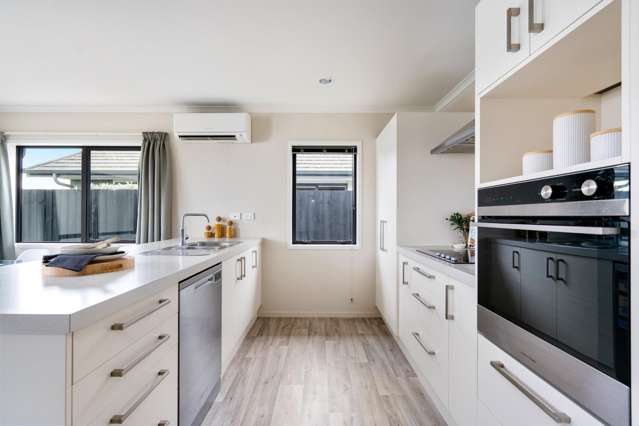 38 Skyhawk Road Wigram_2