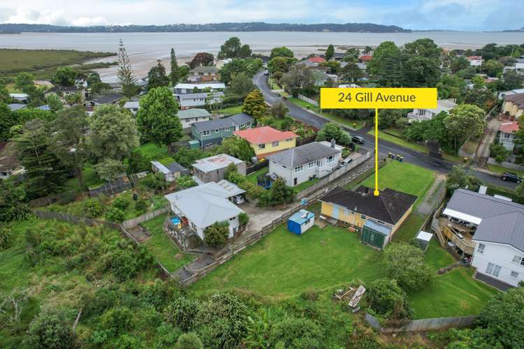 24 Gill Avenue Te Atatu Peninsula_16