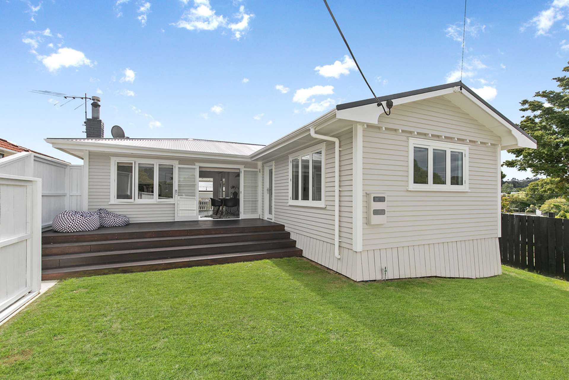 6 Rambler Crescent Beach Haven_0