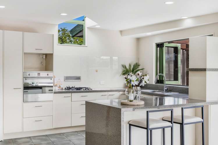 22B Tawhiri Road One Tree Hill_10