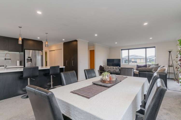 91 Sunline Avenue Lincoln_7