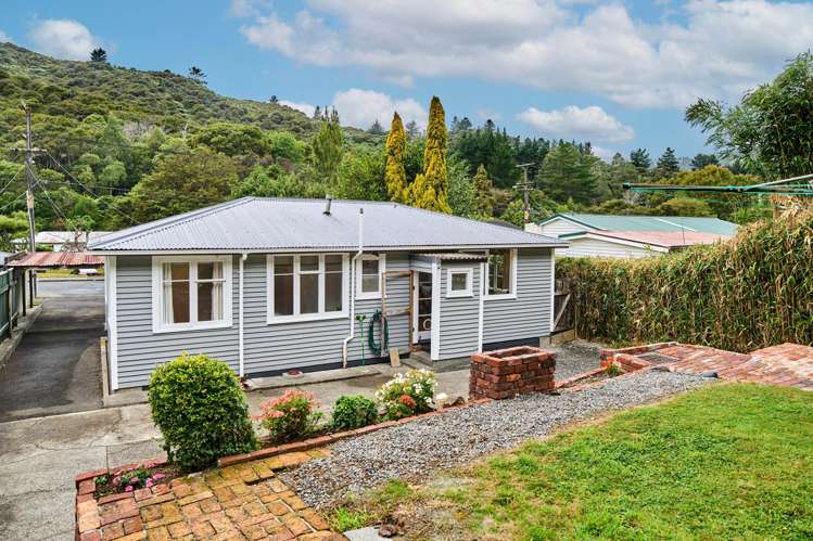 61 Hair Street Wainuiomata_8