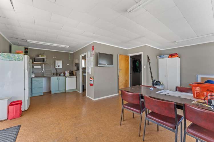 11 Karoro Road Castlecliff_9