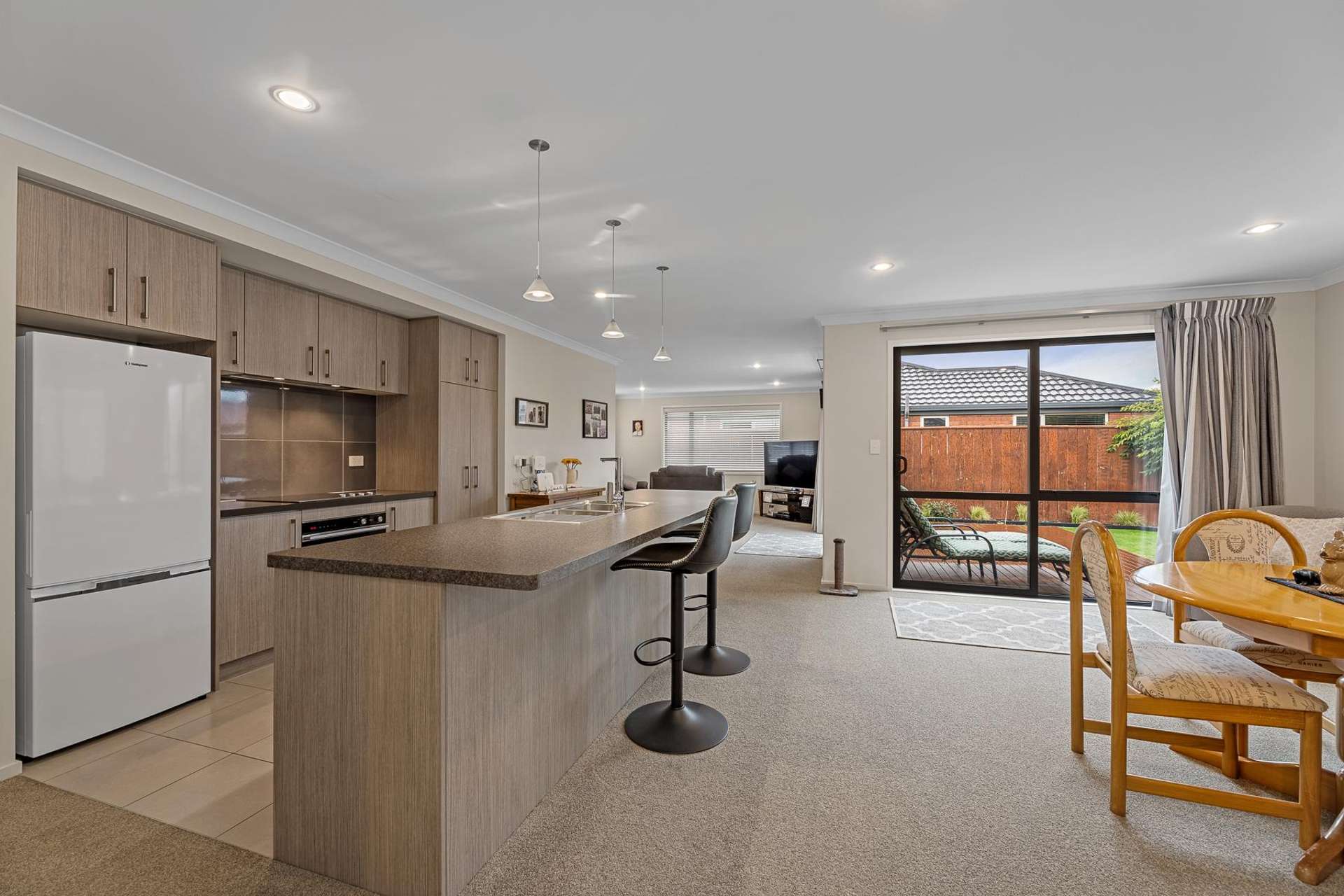 4 Korari Grove Redwoodtown_0