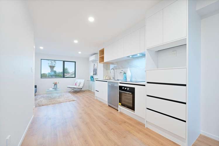 3/11 Hereford Street Te Atatu Peninsula_16