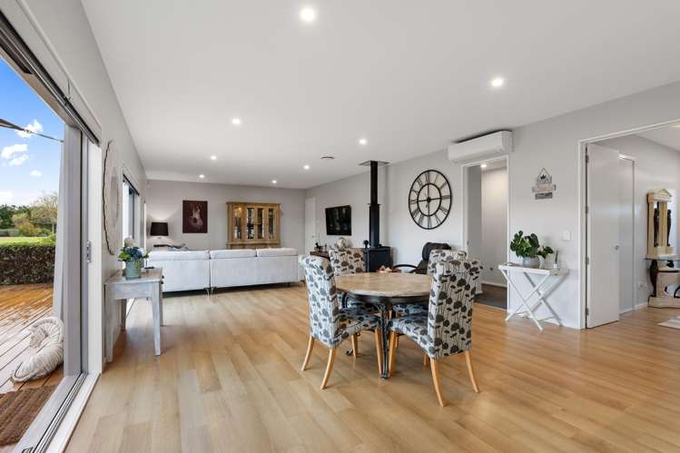 14 Whitcombe Place Darfield_7