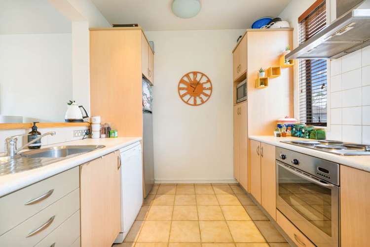 35/2 Armoy Drive East Tamaki_5