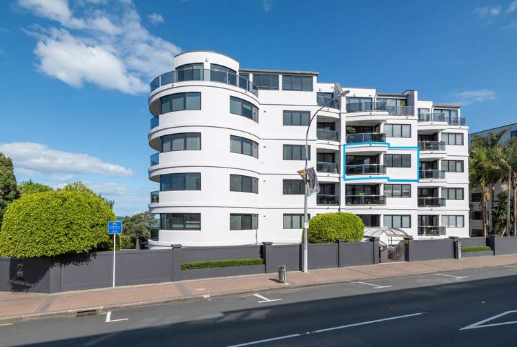 Apt 3I/175 Hurstmere Road Takapuna_16