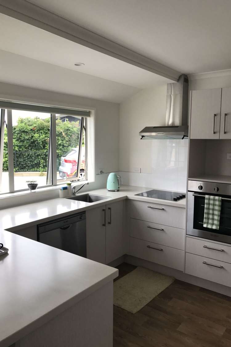 16 Simmonds Grove Greerton_0