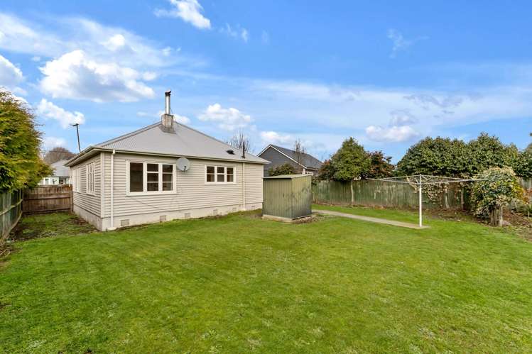 42 Pitcairn Crescent Bryndwr_25