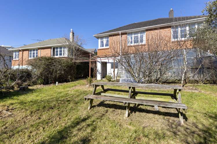 14 Panmure Avenue Calton Hill_12