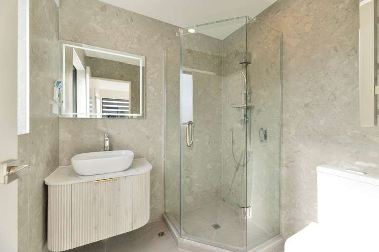 42A Pemberton Avenue Bayview_15
