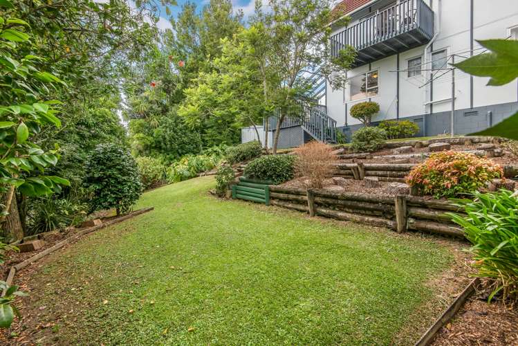 2/28 Oaktree Avenue Browns Bay_5