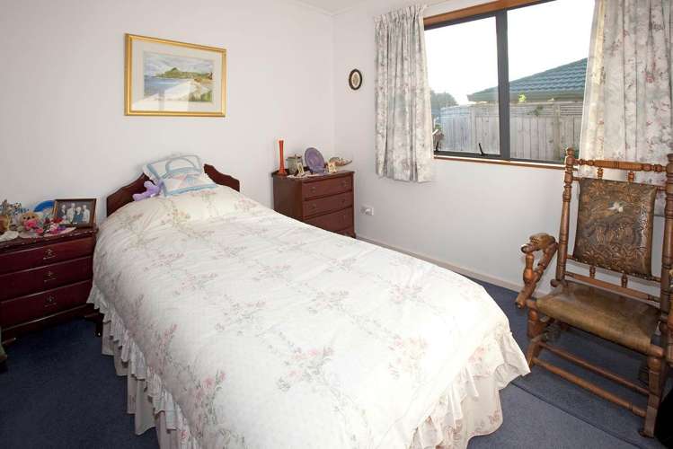 22 Red Hibiscus Road Stanmore Bay_8