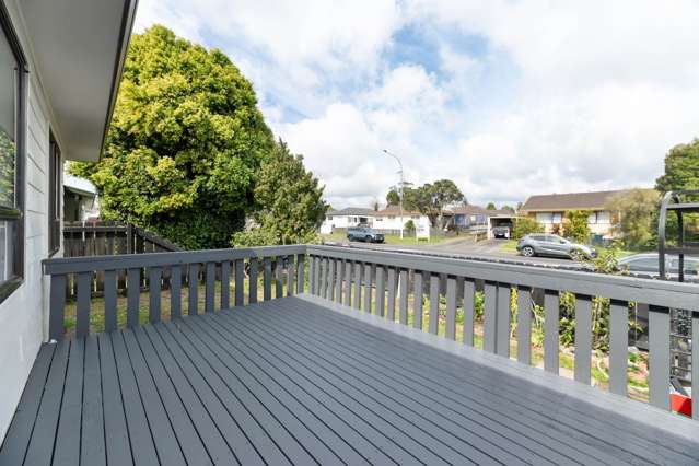 1/217 Waitemata Drive Ranui_1