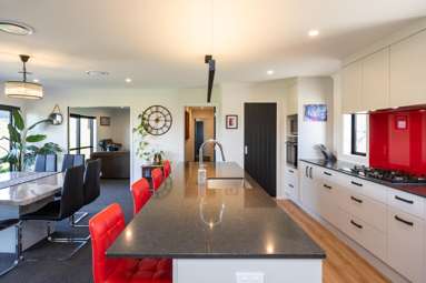 172 Kingsdale Park Drive_4