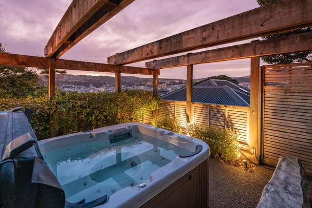 SUPREMELY MODERNISED MT VIC VILLA