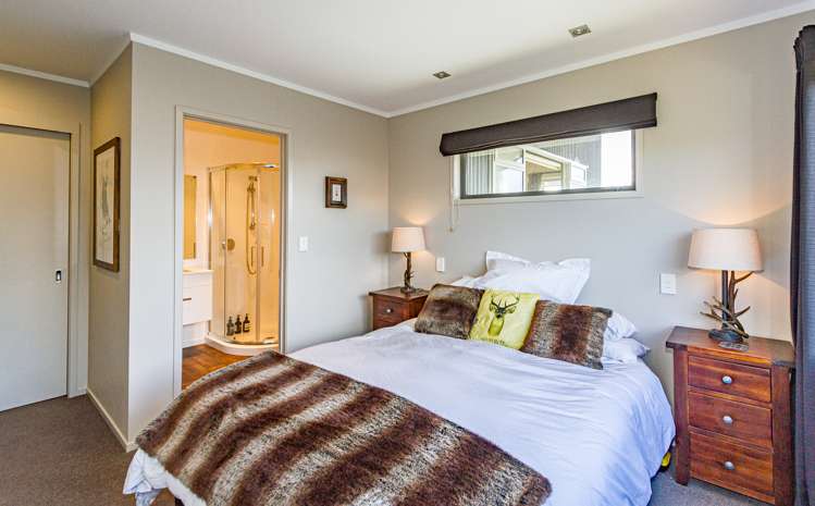 60 Snowmass Drive Ohakune_11