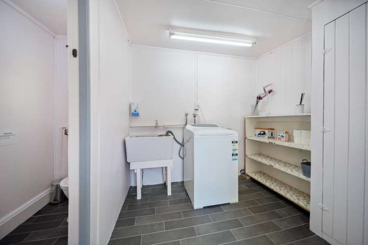 37 Man Street Queenstown_25