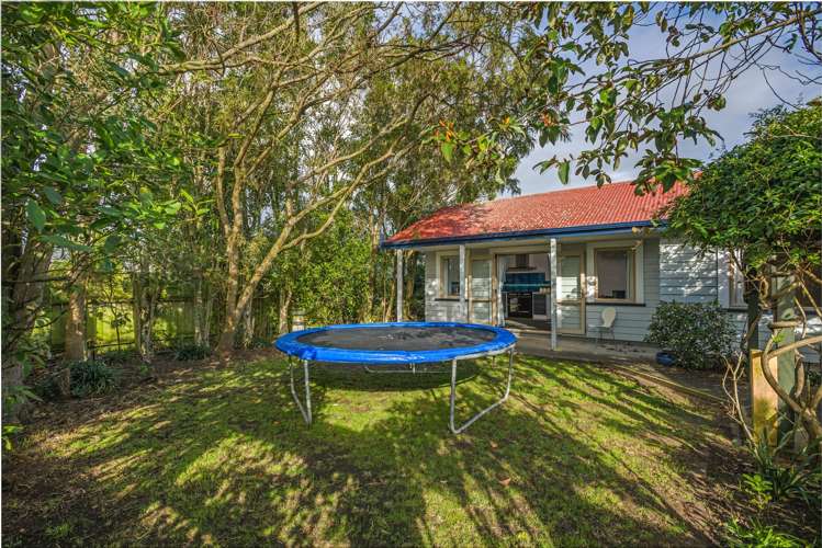 18 Argyle Avenue Takaro_18