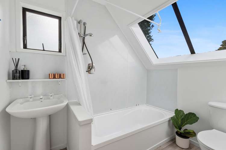5 Lancelot Road Orewa_18