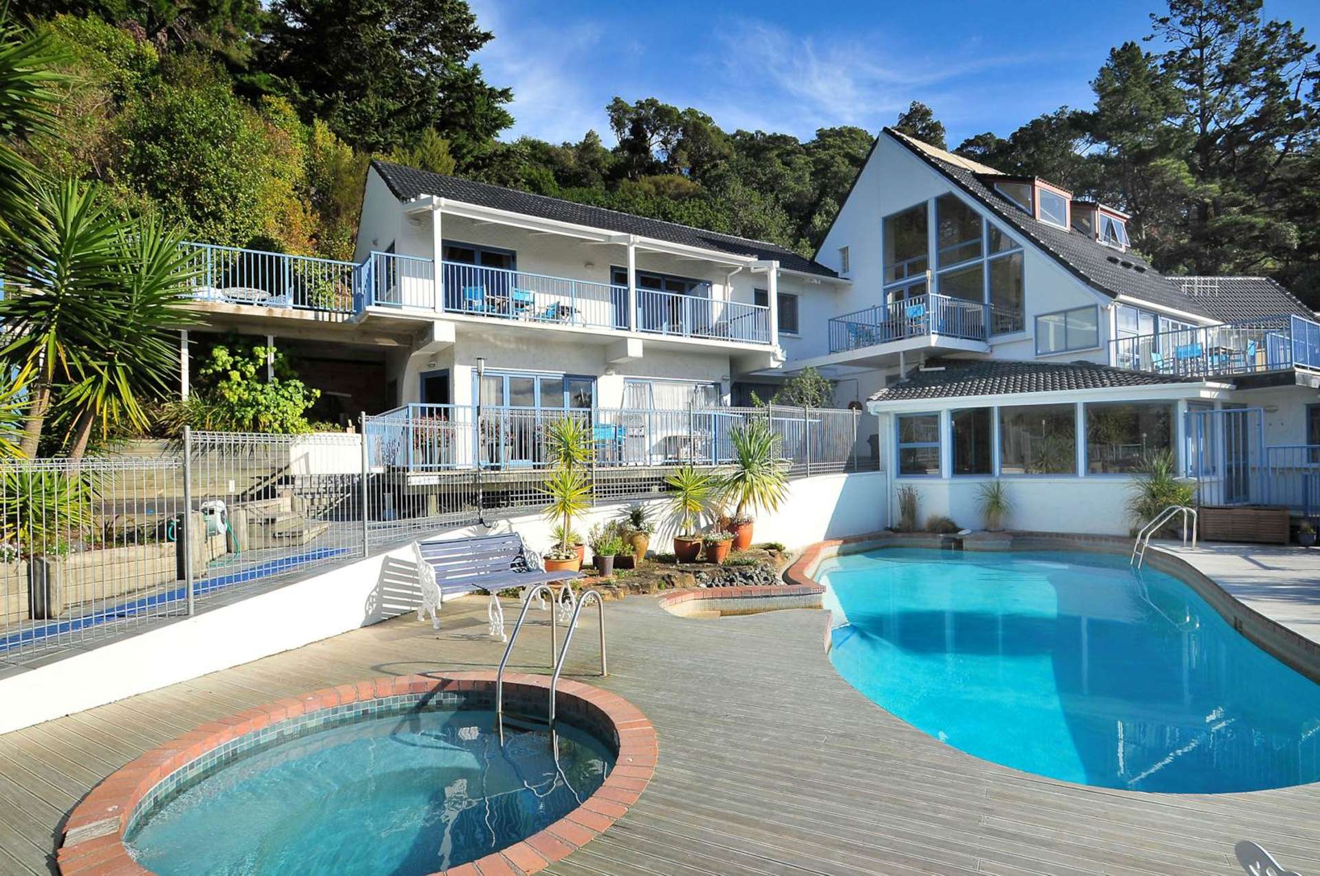 2b/2 Weranui Road Waiwera_0