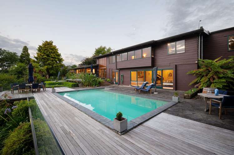 1033 River Road Queenwood_29