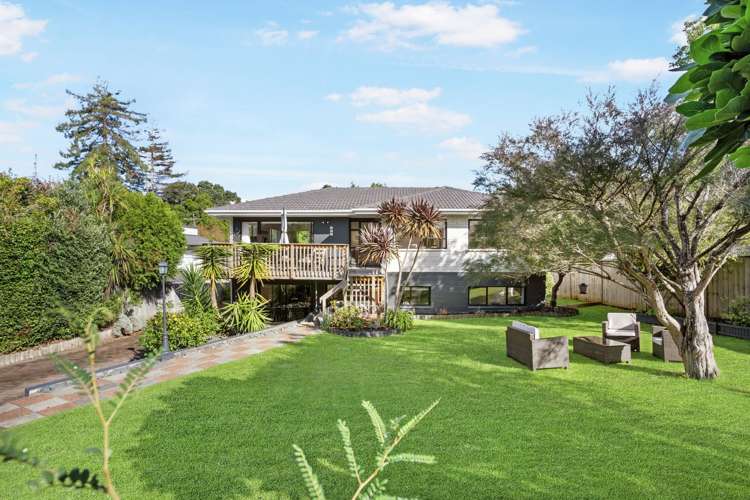 2/87 Beach Road Mellons Bay_27