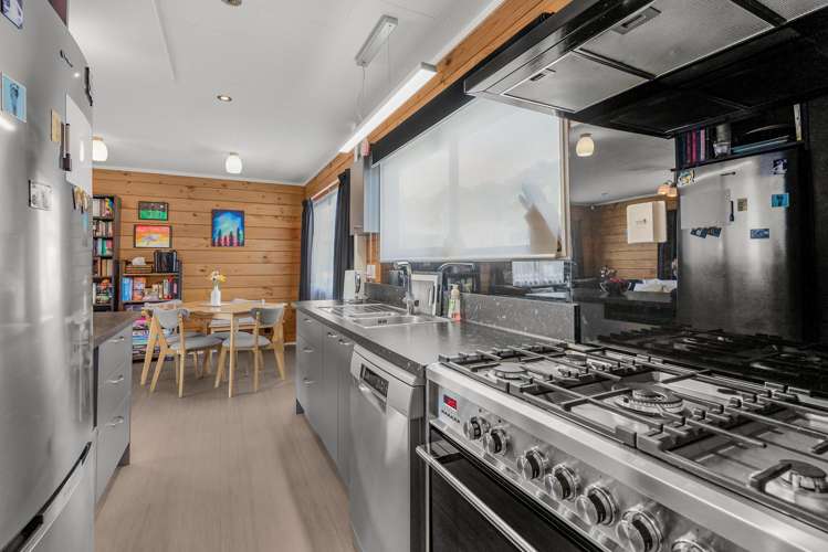 6 Garnet Grove Birchville_1