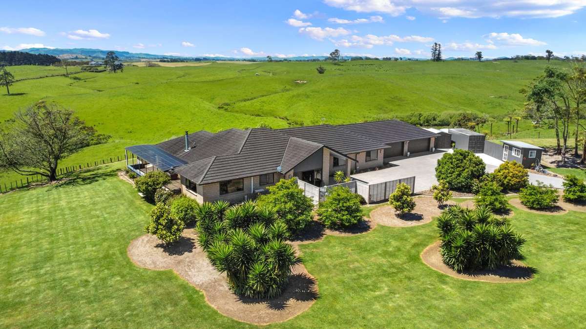 84 Wattle Road, Whangamarino_1